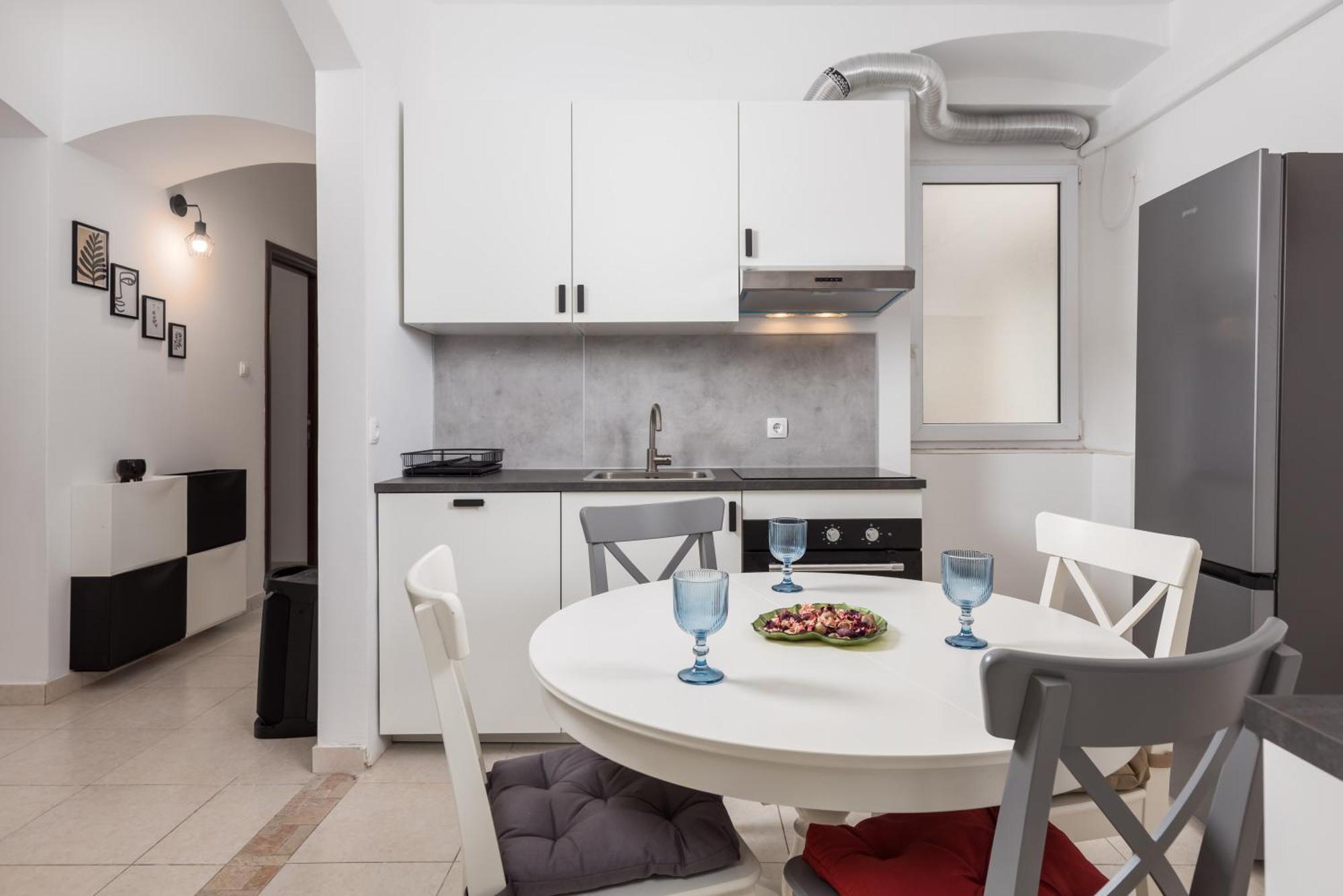 Sunshine Appartement Rijeka Buitenkant foto
